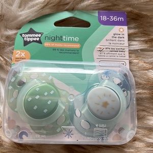 Tommee tippee pacifiers
